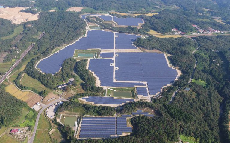 29 MW Osato Solar Park reaches the 1st anniversary of its commertial operation: Constructed and being operated by juwi Shizen Energy and juwi Shizen Energy Operation